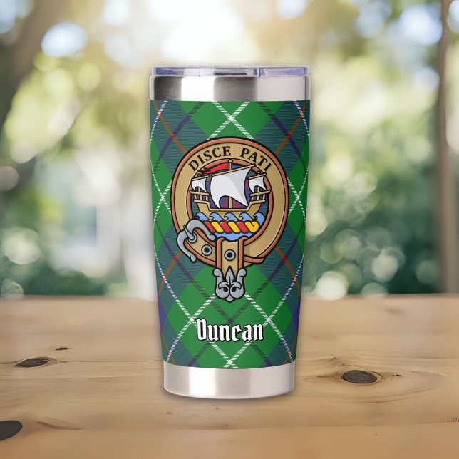 Botella Aislada Crestá de Clan Duncan sobre Tartán (Subido por el creador)