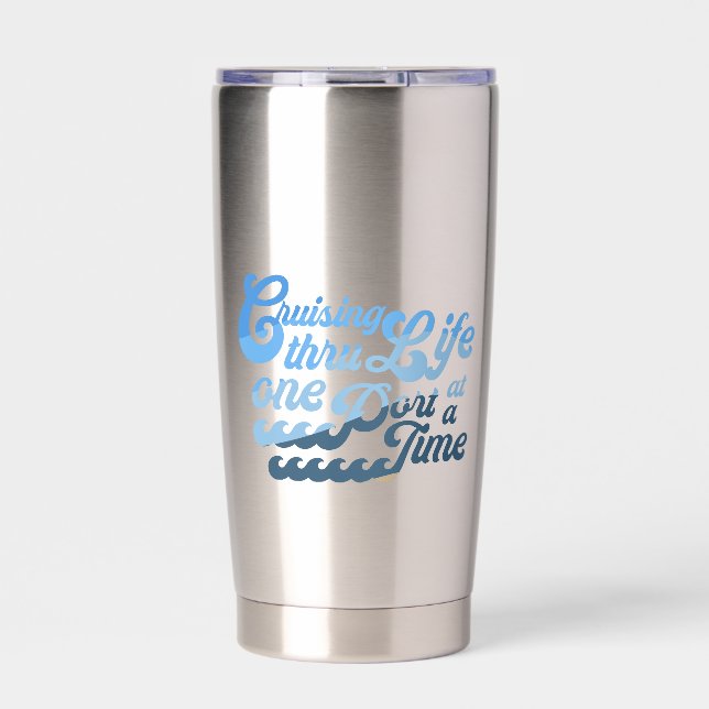 Botella Aislada Cruzando a través de la vida un puerto a la vez (Frente)