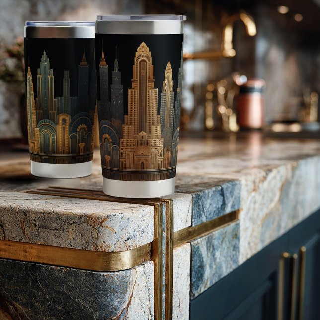 Botella Aislada Elegant Art Deco City Skyline in Gold on Black  (Subido por el creador)