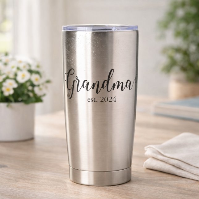 Botella Aislada Grandma Est Modern Black Script Custom Date (Subido por el creador)