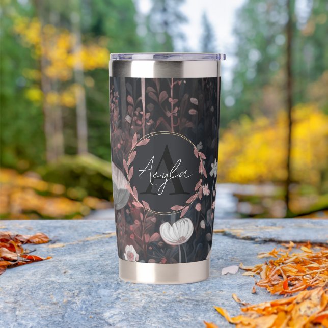 Botella Aislada Monograma de boho oscuro: Flores silvestres de los (Exterior)