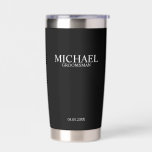 Botella Aislada Nombre del Groomsman personalizado clásico<br><div class="desc">Regalos clásicos personalizados de Groomsman que incluyen el nombre,  el título y la fecha de boda del tipografía de un groomman personalizado en un estilo clásico de letra serif. También perfecto para el Mejor Hombre,  Padre de la Novia y más.</div>