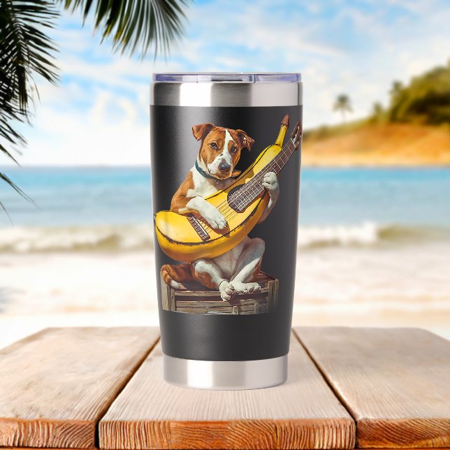 Botella Aislada Perro Labrador Retro tocando la guitarra acústica  (Playa (girada))