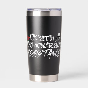 Botella Aislada Resistiendo la Muerte de la Democracia