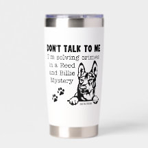 Resolver crímenes con Reed y Billie