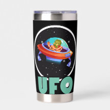 Ufo en el espacio