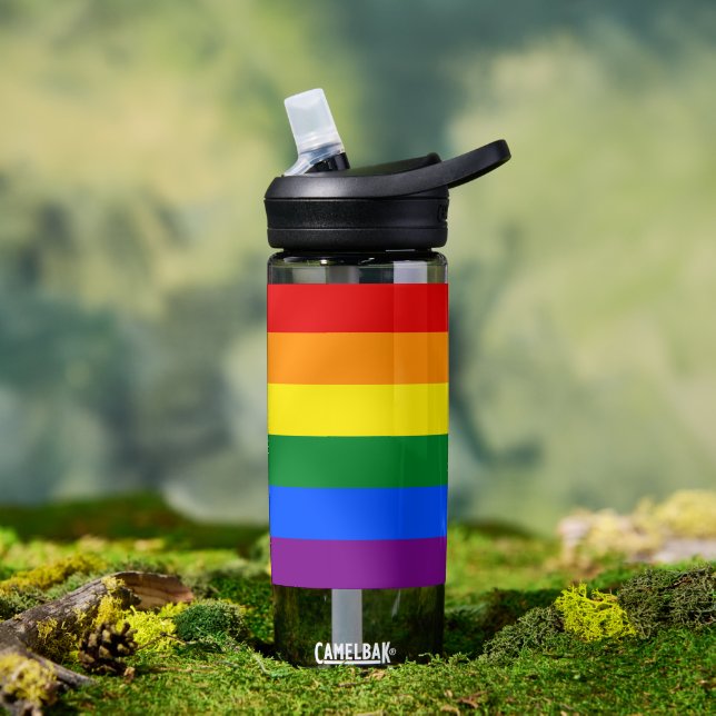 Botella con bandera arcoiris, orgullo, LGBT (Exterior)
