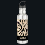 Botella De Agua Agua impresa para animales personalizada<br><div class="desc">Estiloso estampado animal,  botella de agua para ejercicios en negro y beige y personalizada con su nombre.</div>
