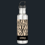 Botella De Agua Agua impresa para animales personalizada<br><div class="desc">Estiloso estampado animal,  botella de agua para ejercicios en negro y beige y personalizada con su nombre.</div>