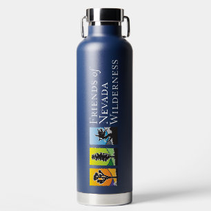 Botella de agua aislada