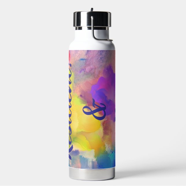 Botella de agua aislada con pajita (Izquierda)