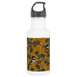 Botella De Agua Aves de pollo en ramas de arándano