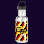 Botella De Agua Bandera alemana patriótica personalizada<br><div class="desc">Botella de agua de acero inoxidable con bandera patriótica alemana personalizada. Puede personalizar este elemento cambiando el nombre en la plantilla de producto.</div>