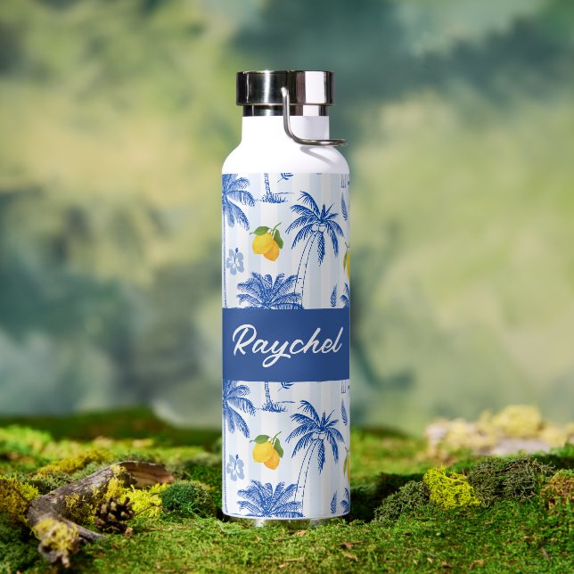 Botella De Agua Blue Toile Palm Trees Lemons Monogram Name (Al aire libre (girado))