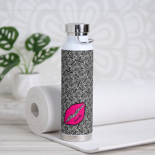 Botella De Agua Cebra simple con labios rosados personalizados (Yoga)