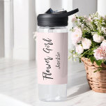 Botella De Agua Chica flor Rubor ducha de novia rosa<br><div class="desc">Botella de agua de las niñas de flores en Rubor Rosa para Boda,  fiesta nupcial,  ducha de novia,  fiesta de la soltera. Vea más productos con este diseño en la colección de abajo.</div>