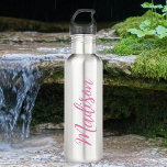 Botella De Agua Chicas rosados de moda Nombre Personalizado de gui<br><div class="desc">Una botella personalizada de agua inoxidable en monograma rosa lindo para un chica que ama regalos simples y escritos a mano. Hermoso guión cursivo en el costado de la botella que explica su nombre.</div>