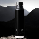 Botella De Agua Clásico Elegante Moderno Monograma Minimalista Nom<br><div class="desc">Eleva tu rutina de hidratación con nuestra clásica elegante botella de agua Minimalista moderna monograma negro. Diseñada meticulosamente, esta botella de agua combina perfectamente la sofisticación atemporal con el minimalismo contemporáneo, convirtiéndolo en un accesorio elegante y funcional para tu vida diaria. Esta botella de agua, elaborada con precisión y atención...</div>