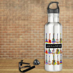 Botella De Agua coloreado patrón de guitarra añadir nombre<br><div class="desc">Guitarras eléctricas funky, guitarras acústicas y guitarras semiacústicas patrón monocasco de agua personalizada en vivos colores brillantes de arte pop. Un regalo de ideas para profesores de música, guitarristas, músicos y estudiantes de música. Fácil de personalizar con la plantilla inicial y de nombre del monograma. Este divertido y colorido diseño...</div>