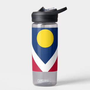 Botella de agua con bandera de Denver City, EE.UU.