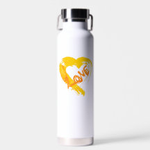Botella de agua con corazón especiado de calabaza
