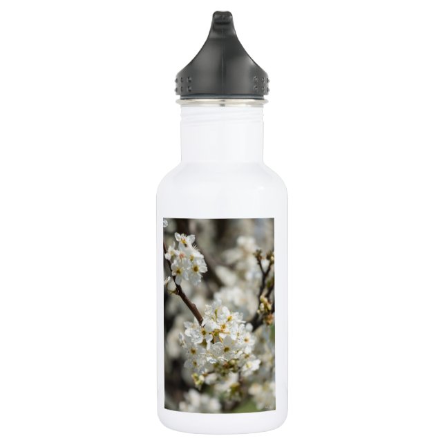 Botella de agua con enfoque selecto de Bradford (Derecha)