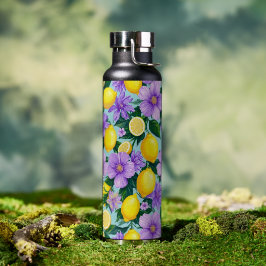 Botella de agua con estética de limón refrescante