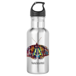 Botella de agua con mariposa de cola tragada