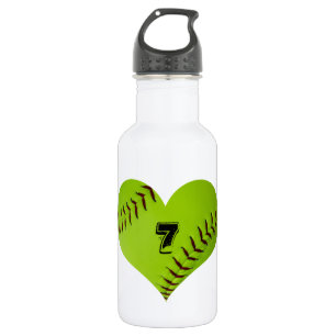 Botella de agua con softball en forma de corazón