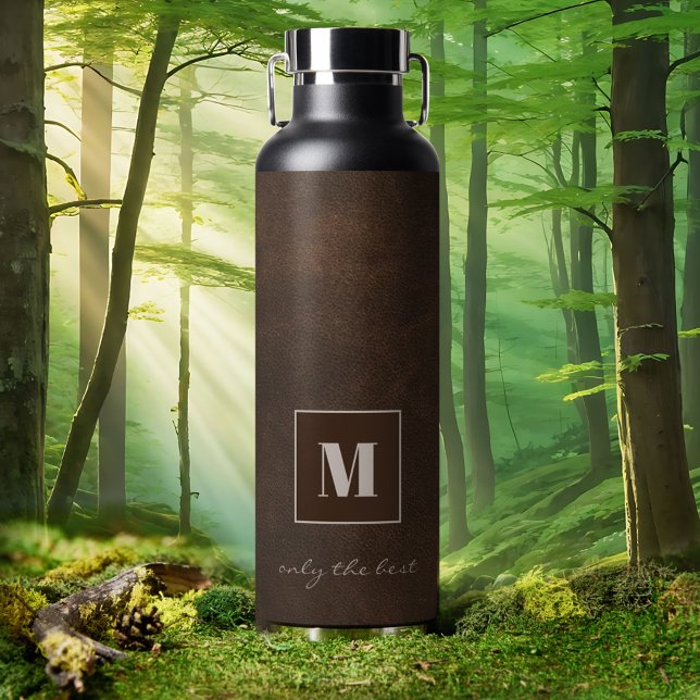 Botella de agua de piel oscura de piel oscura moda (Insulated water bottle featuring a chic dark brown faux leather design with custom monogram)