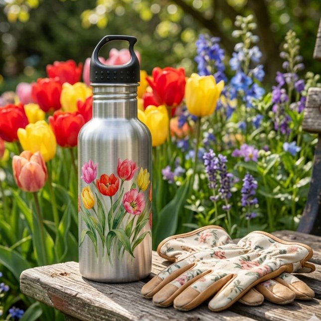Botella de agua de tulipanes de primavera (Subido por el creador)