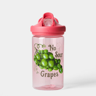 Botella de agua de uvas