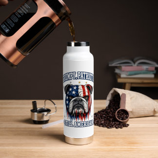 Botella de agua del bulldog patriótico gruñón del