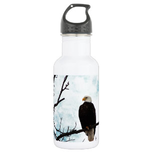 Botella De Agua Eagle calvo en un árbol con el cielo azul y las