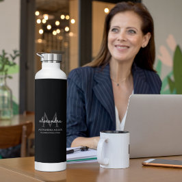Botella De Agua Elegante nombre de monograma simple negro y blanco