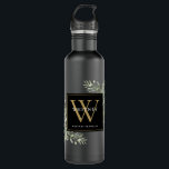 Botella De Agua Elegante verde moderno Monograma de oro negro<br><div class="desc">Elegante color de agua verde deja una botella de agua de nombre monograma con un monograma dorado inicial sobre un fondo negro de moda. Diseñado por Thisisnotme©</div>