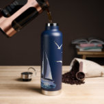 Botella De Agua Escena náutica<br><div class="desc">Nautica acuática,  botella de agua. Características,  yates y gaviotas con línea de texto de plantilla para el nombre o la frase corta.</div>