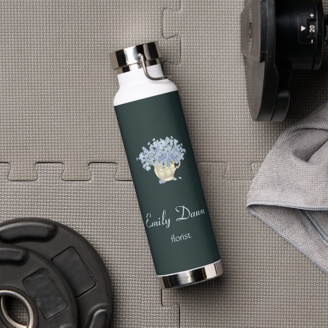 Botella De Agua Flores azules en un jarrón gris (Gimnasio)