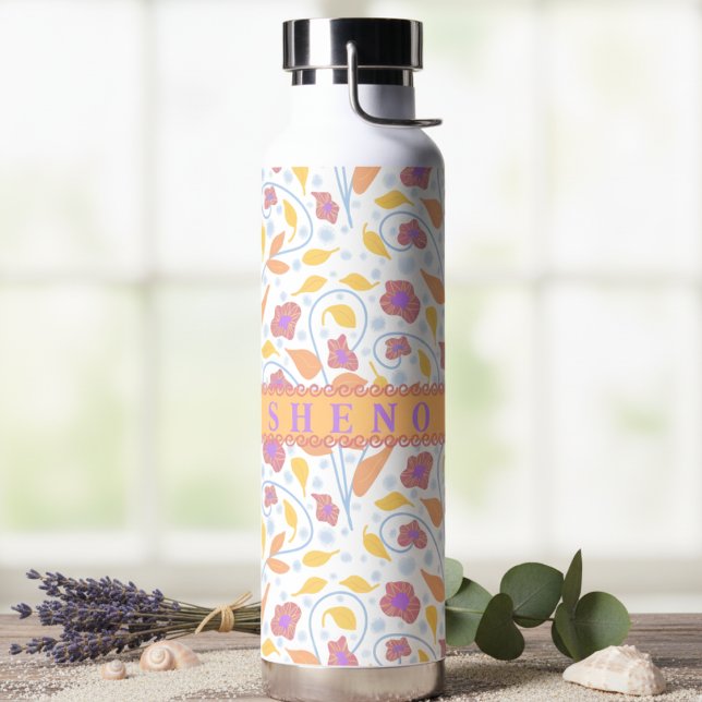 Botella De Agua Flores y Hojas de Pastel con Banner Central (Cute clean scattered flowers and leaves with trailing blue vines says "I'm beautiful" )