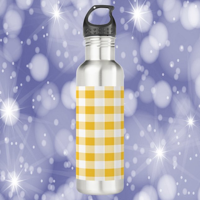 Botella De Agua Gingham de color amarillo y blanco (A water bottle with a yellow and white gingham pattern)