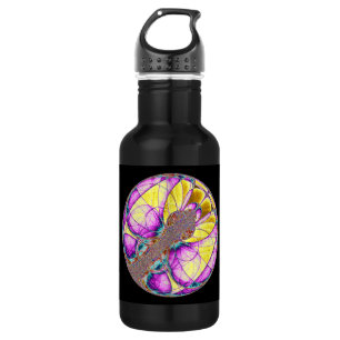 Botella De Agua Insecto Dentro De Un Fractal