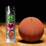 Botella De Agua Jugador de baloncesto de Peace Love Personalizado<br><div class="desc">Personaliza esta botella de agua de Básquetbol de amor por la paz con un nombre de jugador o entrenador bajo el signo de paz,  corazón y pelota. Un regalo deportivo genial para los Navidades.</div>