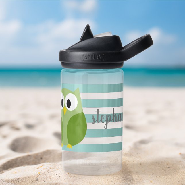 Botella De Agua Lechuza Cuta con franjas - Nombre de guión - verde (Cute owl cartoon water bottle - personalize with a name or other text)
