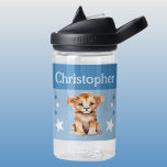 Botella De Agua León lindo añada nombre con estrellas niños azul<br><div class="desc">Botella de agua CamelBak Eddy® para niños. Personaliza con un nombre. Esta botella de agua tiene un lindo león con estrellas en los colores azul y blanco.</div>