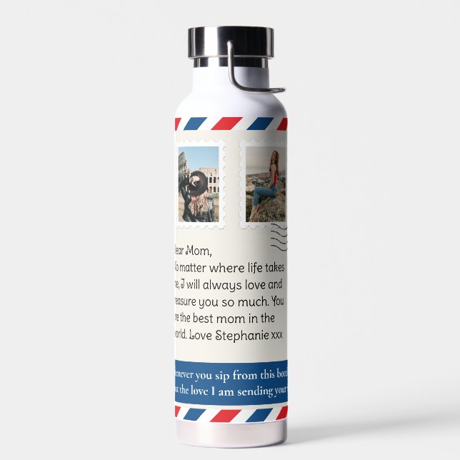 Botella De Agua Letra de Collage de fotos de mamá abrazo postal (Izquierdo)