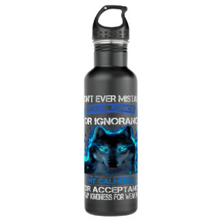 Botella De Agua Lobo Nunca Malinterpreta Mi Silencio Por Ignoranci