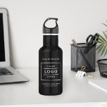 Botella De Agua Logotipo de negocios personalizado blanco marca ne<br><div class="desc">La botella de agua con marca de acero inoxidable negro personalizado presenta el diseño del logotipo profesional de su empresa, junto con la redacción de su nombre comercial, lema, sitio web, ubicación u otra información que se puede personalizar. Simplemente agregue el logotipo de su empresa al espacio de imagen de...</div>