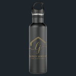 Botella De Agua Logotipo de promotor de bienes raíces modernos<br><div class="desc">Eleva tu marca inmobiliaria con artículos promocionales de primera calidad! Asegúrese de que sus clientes nunca olviden su nombre con una botella de agua de acero personalizada. Perfecto para anotar los detalles de la propiedad y la información de contacto, estas notas te mantienen al tanto. Haz una declaración de profesionalismo...</div>