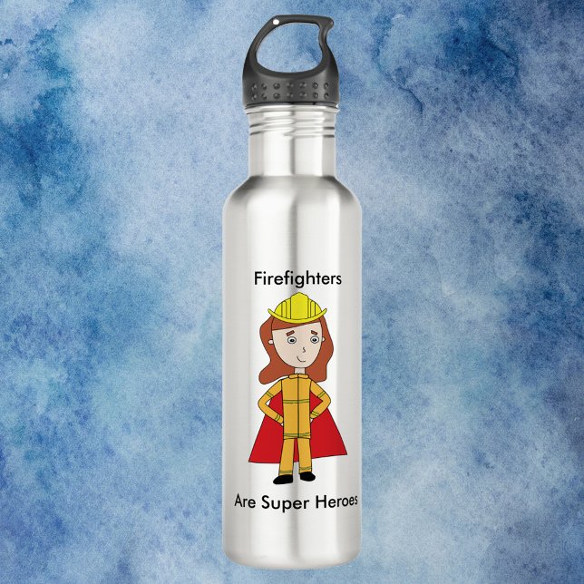 Botella De Agua Los bomberos son super héroes, una mujer graciosa (A water bottle featuring a woman firefighter and the text, "Firefighters Are Super Heroes".)