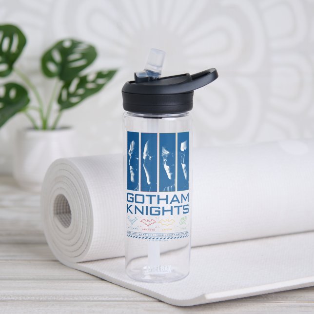Botella De Agua Los Caballeros Gotham Enfrentan Paneles (Yoga)